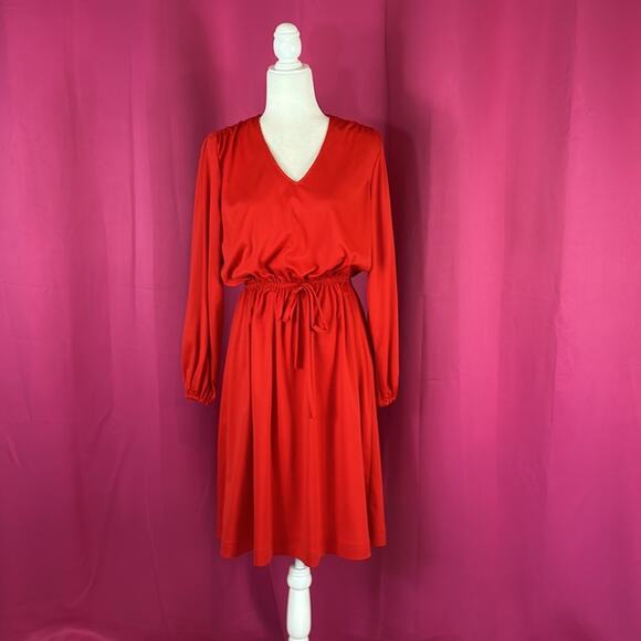 Vintage 70s unbranded cherry red blouson secretary day dress, med to Large - Picture 1 of 6